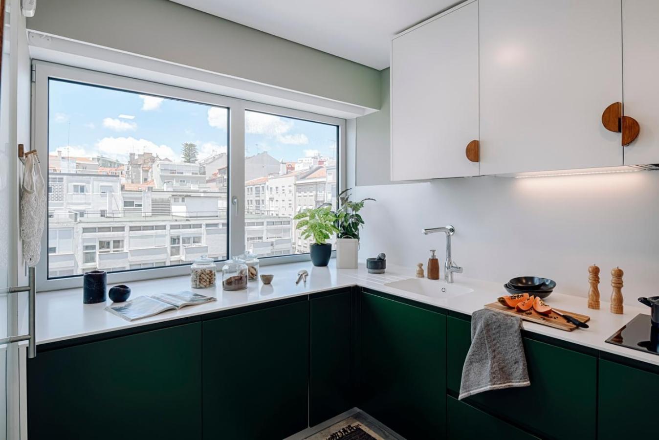 Efe - 3 Bedrooms In Lapa Apartment *
